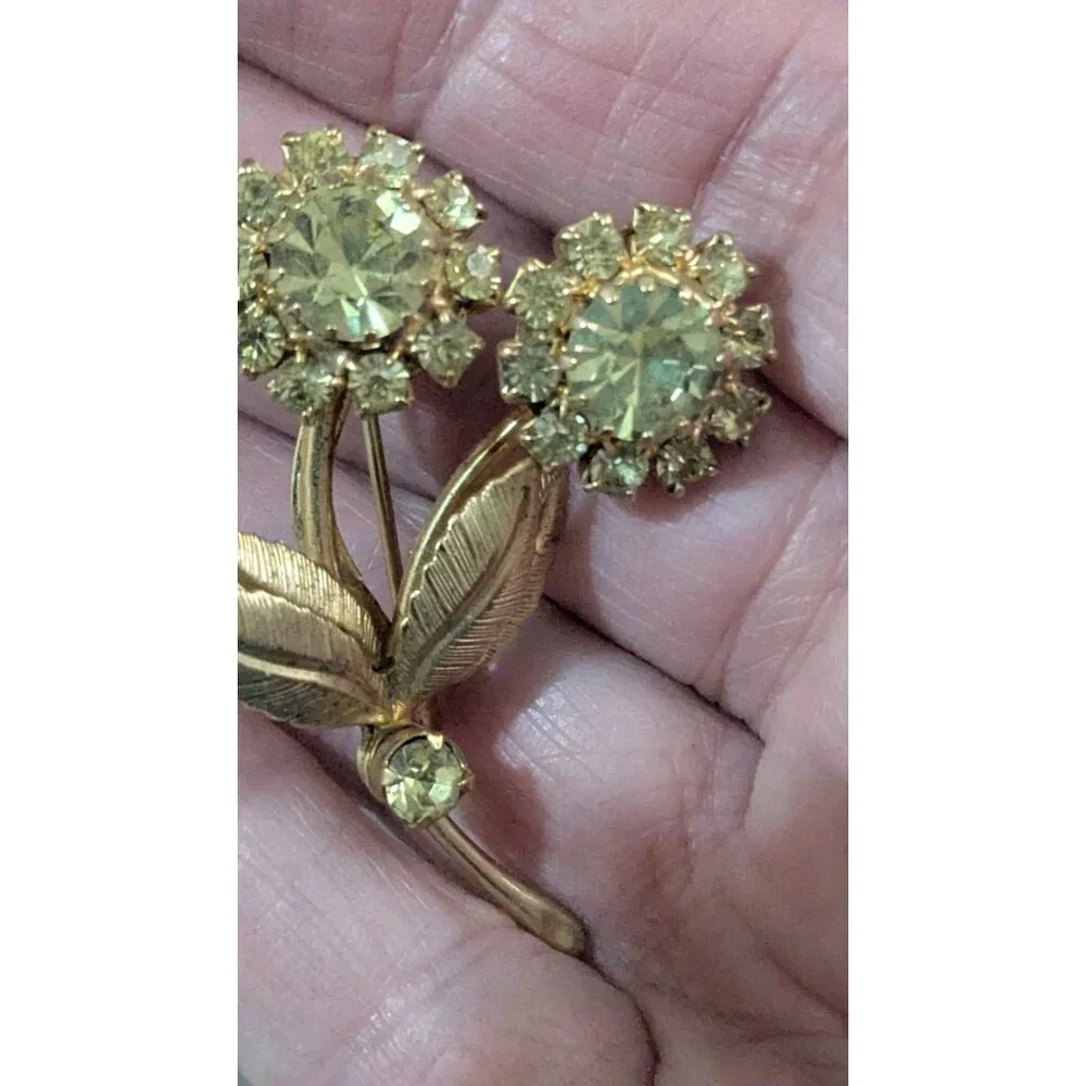 Vintage‎ Jonquil Rhinestone Floral Brooch Gold Tone 2